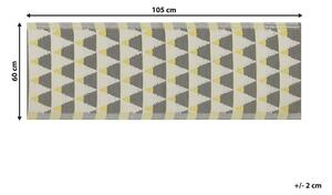 Tappeto per esterni Grigio e giallo Materiali sintetici Rettangolare 60 x 105 cm Motivo a triangolo Accessori da balcone Beliani