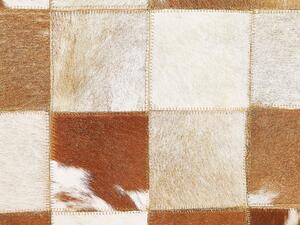 Tappeto tappetino in pelle di vacchetta marrone e bianca 160 x 230 cm motivo patchwork Beliani