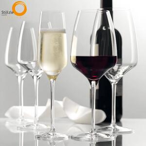 Calice per vini rossi maturi ampio, robusto ed elegante, design moderno con una forma piacevole ed insolita, vetro cristallino, gambo stirato con base molto stabile, piacevole da maneggiare