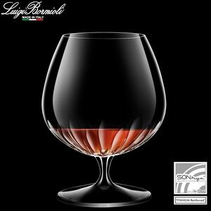 Il bicchiere ballon creato appositamente per il tuo cognac che ne assicura il puro gusto