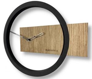 Bellissimo orologio elegante in legno