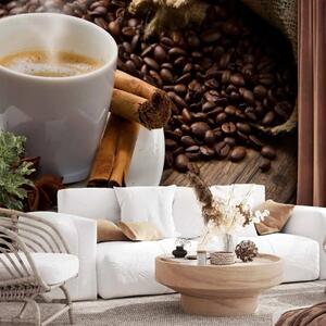 Carta da parati moderna Caffè - grani versati tazza del cerchio su un fondo di legno