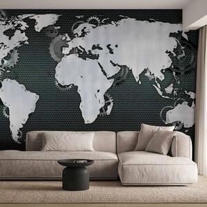 Carta da parati moderna Mondo della meccanica - mappa del mondo su sfondo metallico con ingranaggi