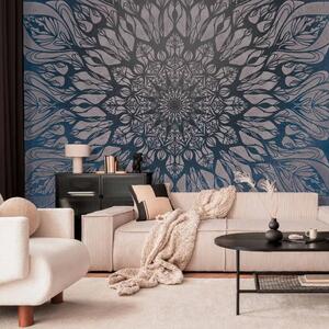 Carta da parati moderna Ragnatela blu - mandala orientale chiara su sfondo azzurro