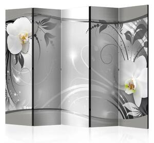 Paravento design Astrazione argentea II - orchidee su sfondo argentato con ornamenti