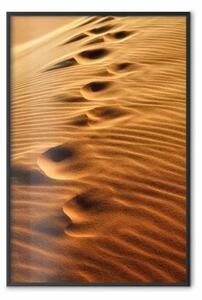 Poster: Tracce nella sabbia: paesaggio duna desertica arancione