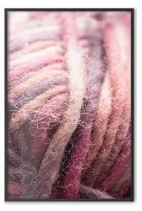 Poster: Filato: una composizione colorata con fibra naturale nei toni del rosa