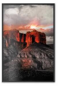 Poster: Grand Canyon - paesaggio montano su sfondo nuvoloso con sole
