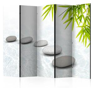 Paravento design Tranquillità stoica II - composizione orientale con pietre