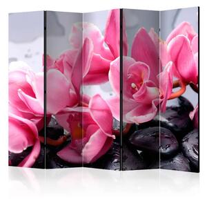 Paravento Orchidee e pietre zen II - composizione floreale