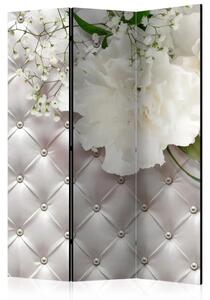 Paravento design Pearl Luxury - fiori bianchi e fondo trapuntato