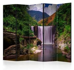 Paravento design Reggae Falls II - Grande cascata tra montagne e foreste