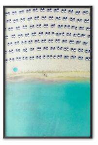Poster: Salento - vista aerea sul mare e sdraio sulla spiaggia sabbiosa