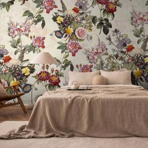 Carta da parati Natura in fiore - colorati fiori in stile vintage su sfondo beige