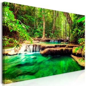 Cascata di smeraldo II - giungla e paesaggio tropicale con bellissimo specchio d'acqua tra gli alberi