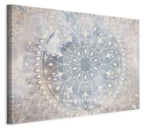 Mandala - ornamento di colore crema chiaro su sfondo blu