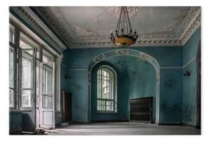 Quadro contemporaneo Sala storica - soffitto ornato con grandi finestre e danni alle pareti