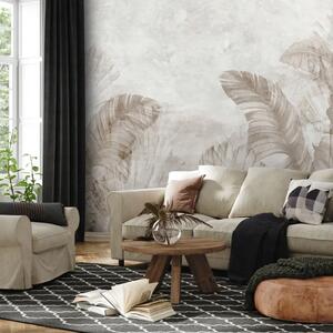Carta da parati moderna Beige Tropicana - delicate foglie di palma su sfondo chiaro