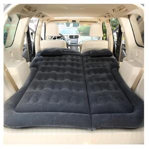 Materasso gonfiabile a forma di auto per un maggiore comfort durante i viaggi
