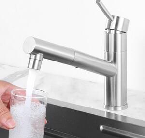Rubinetto da cucina estraibile con 2 getti e girevole a 150°