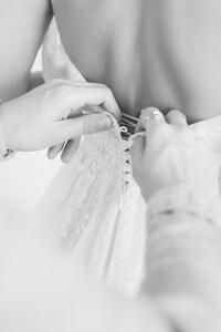 Fotografia artistica Black and white photography Bridesmaid buttons, Ekaterina Bondaretc, (26.7 x 40 cm)