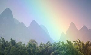 Fotografia View of rainbow by mountains, Grant Faint, (40 x 24.6 cm)