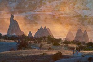 Fotografia artistica Sunset image of the rock formations, Izzet Keribar, (40 x 26.7 cm)