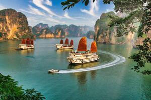 Fotografia Magnificent beauty of Ha Long Bay, Copyright by 8Creative.vn, (40 x 26.7 cm)