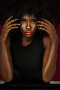 Fotografia Clean Serene Black Lady With, Phil Halfmann, (26.7 x 40 cm)