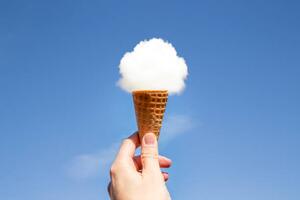 Illustrazione Cloud ice cream, Artur Debat, (40 x 26.7 cm)