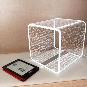 Lampada da tavolo LED MEDIUM SOLID FLOTS 22,5x22,5xh22,5 cm 5 W -6.000 K in Cristallo acrilico inciso trasparente