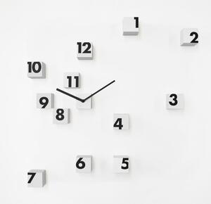 Orologio parete RND Time 2 composto da piccoli cubi posizionabile random sul muro Bianco numeri neri