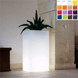 Portavaso alto KEAL Vaso in polietilene con sistema 90 cm ideale per arredare al meglio sia un ambiente interno che esterno