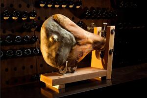 Morsa per prosciutto orizzontale Dimensioni 51x21xh 37 cm spessore 40 peso 6 kg prodotto di Legno di faggio ed acciaio 18.10 made In Italy