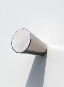 Appendiabiti da parete in acciaio inossidabile CONE dimensioni 6x6x h 9 Cm Forma geometrica a cono Finitura inox Lucido a Specchio
