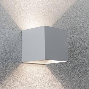 Paulmann Appliance da esterni LED ricaricabile Nyara, bianca, 10 cm, con sensore, IP44 Nyara, Bianco / Opale, Bagno, Alluminio, Moderno, Applique da esterni