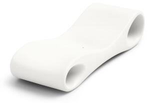 Lettino DA Piscina realizzato in resistente polietilene SLICE Dimensioni 210x75x52 cm-struttura ergonomica pu� essere immerso nell'acqua colore bianco