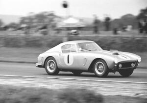 Fotografia Graham Whitehead driving a Ferrari 250gt Swb 1960