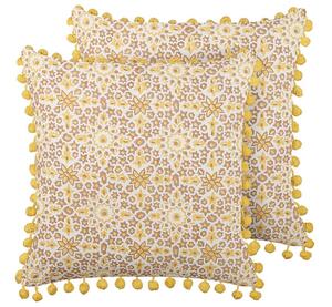 Set di 2 cuscini decorativi giallo cotone 45 x 45 cm motivo geometrico stampa blocchi con poma poma stile boho accessori Beliani