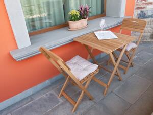 Set Tavolino e 2 Sedie Pieghevoli da Giardino con Cuscini in Legno di Carpino