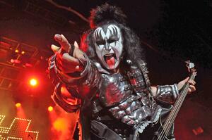 Fotografia Gene Simmons of Us rock group Kiss, Jim Dyson