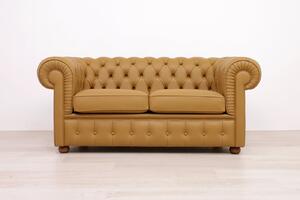 Divano Chesterfield 2 posti in pelle color cuoio miele opaco
