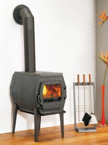 Stufa a legna Globe-fire Charon I a camera stagna in ghisa nera 7kW