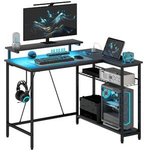 Scrivania HOMCOM a L con LED, prese di corrente, porte USB, mensola e supporto per monitor