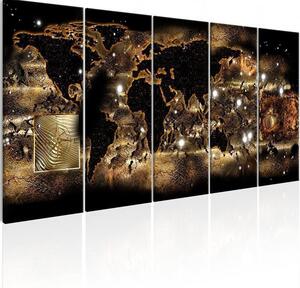 Quadro World at Night