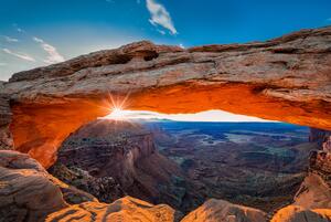 Fotografia Sunrise at Mesa Arch, Michael Zheng, (40 x 26.7 cm)