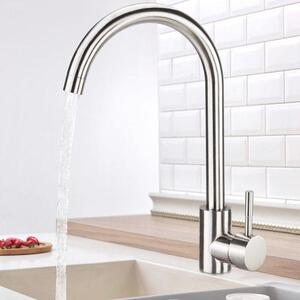 Lavello da cucina con scarico girevole a 360° e miscelatore monocomando