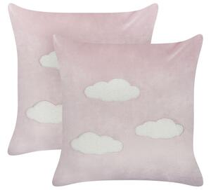 Set di 2 cuscini in velluto rosa con motivo a nuvolette 45 x 45 cm morbida imbottitura Beliani