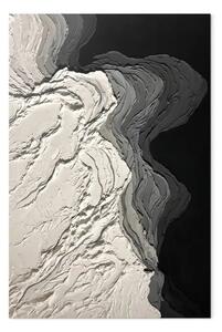 Contrasto strutturale: strati ondulati tridimensionali su sfondo bianco