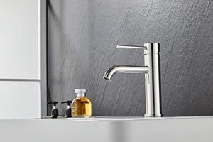 Rubinetto monocomando per lavabo in acciaio inossidabile lucido, in stile moderno